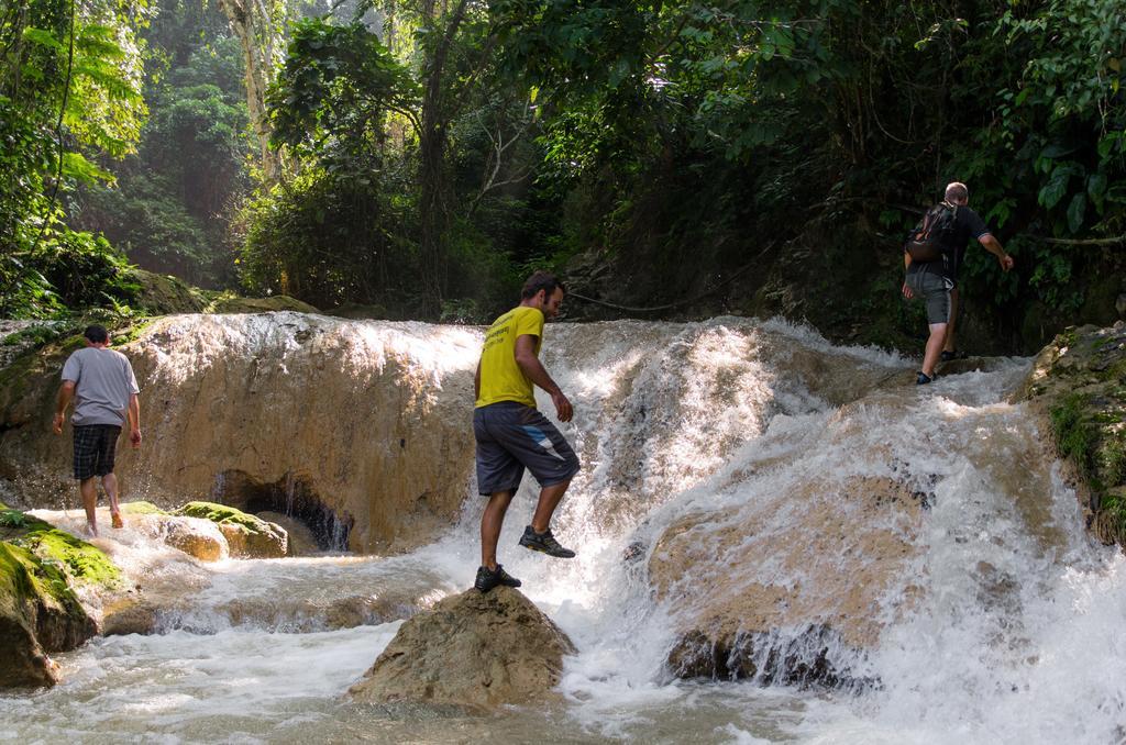 Hillside - Nature Lifestyle Lodge Luang Prabang Buitenkant foto